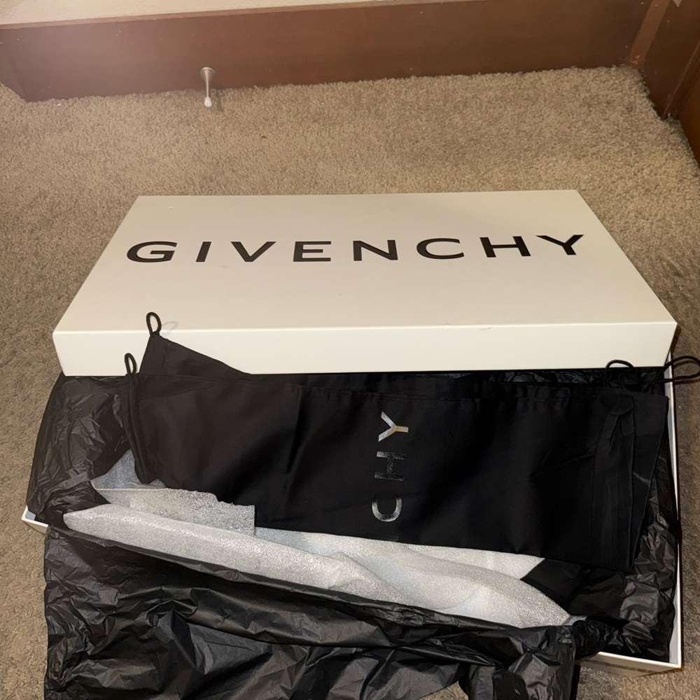 Givenchy Black Heeled Boots - Picture 6 of 6